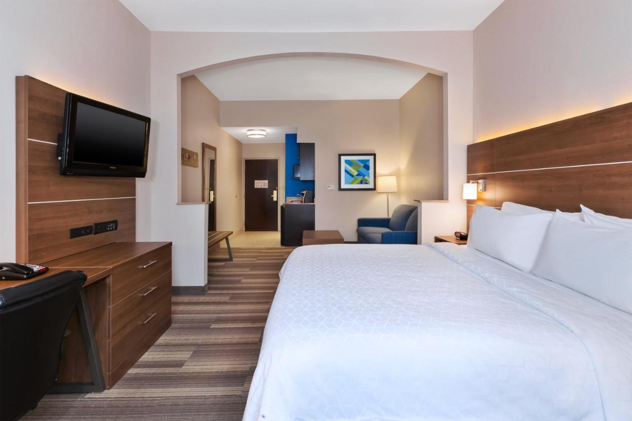 Holiday Inn Express Hotel & Suites Warminster-Horsham By Ihg Rum bild