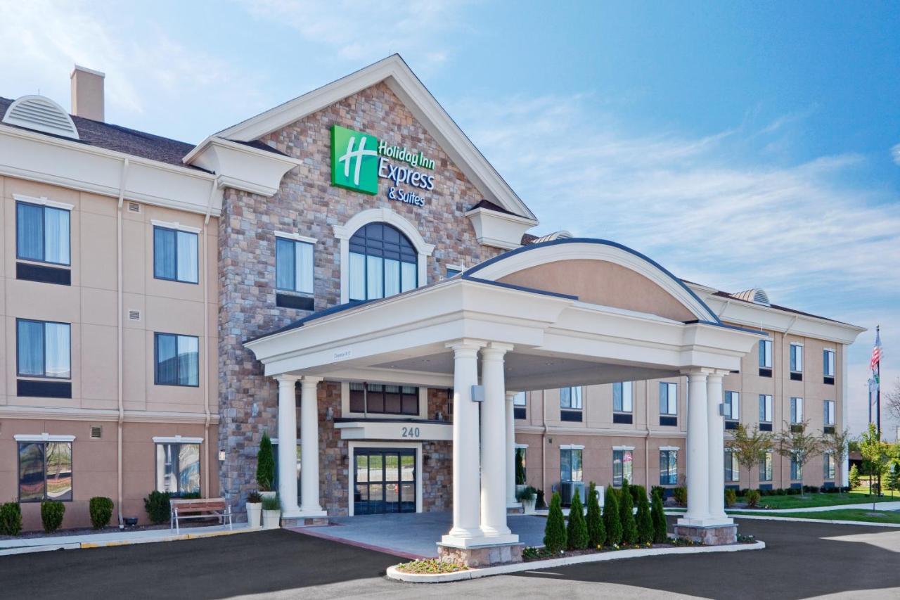 Holiday Inn Express Hotel & Suites Warminster-Horsham By Ihg Exteriör bild